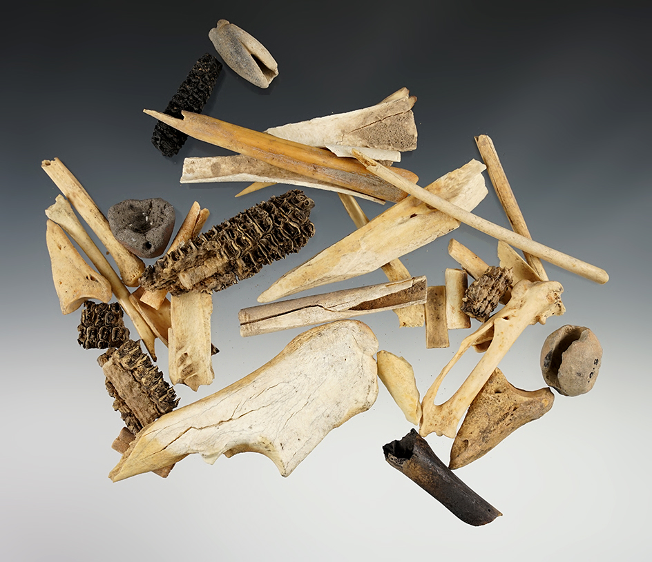 Large set of site material found in New Mexico. The largest is 3 5/8".