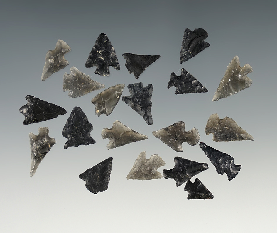 Set of 20 nice Obsidian points found in New Mexico. The largest is 11/16"
