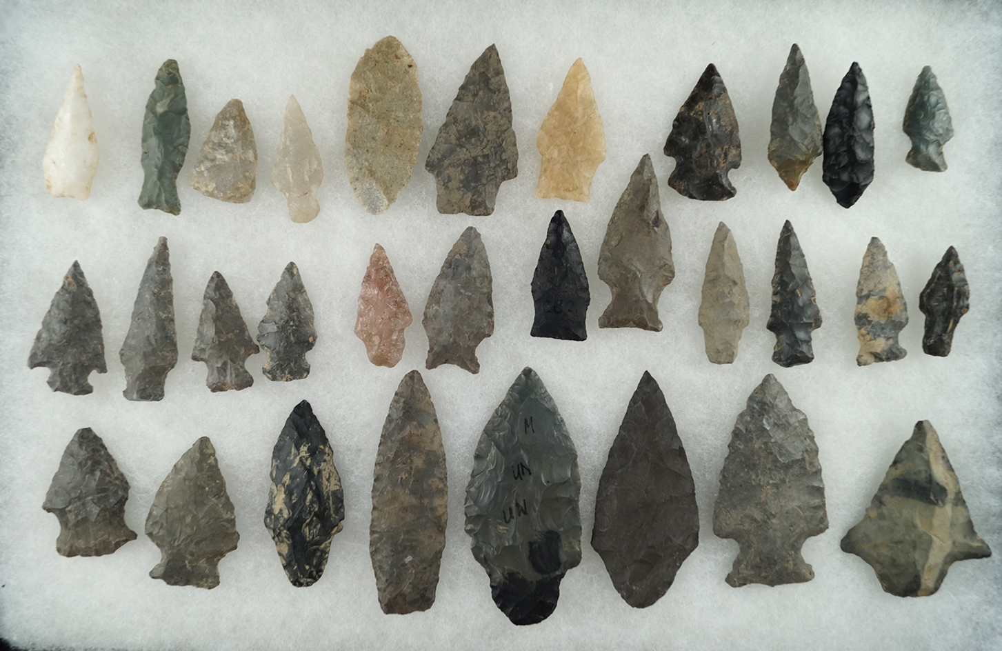 Group of 31 assorted archaic points found in NY and Pennsylvania. Largest is 2 7/8".