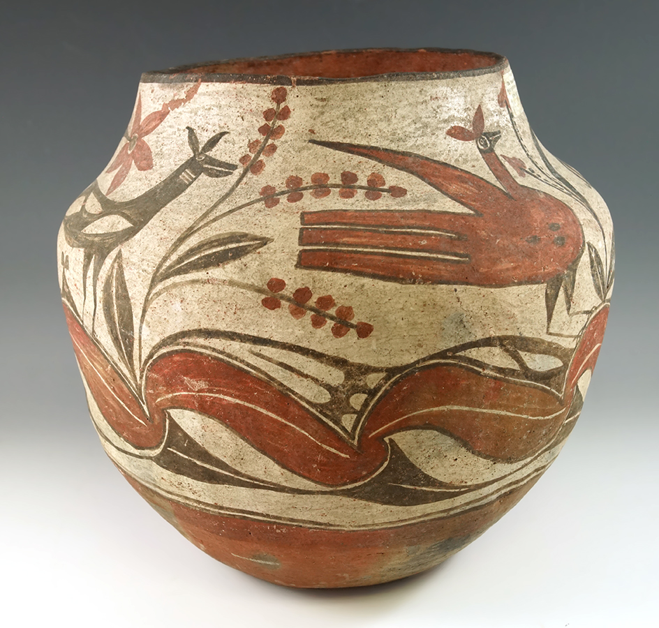 8 1/2" tall x 10" wide beautifully decorated Pottery Vessel, Zia Pueblo Indians of New Mexico.