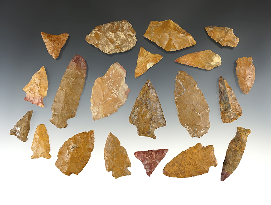 Set of 20 Jasper points mostly from Pennsylvania. The largest is 2 1/2".