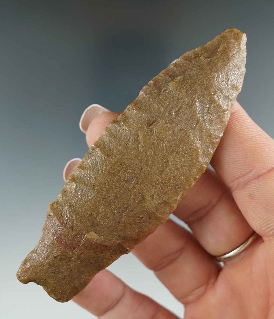 Pictured! 3 3/4" Pryor Stemmed that is very nicely made from sugar quartz - Colorado/Nebraska.