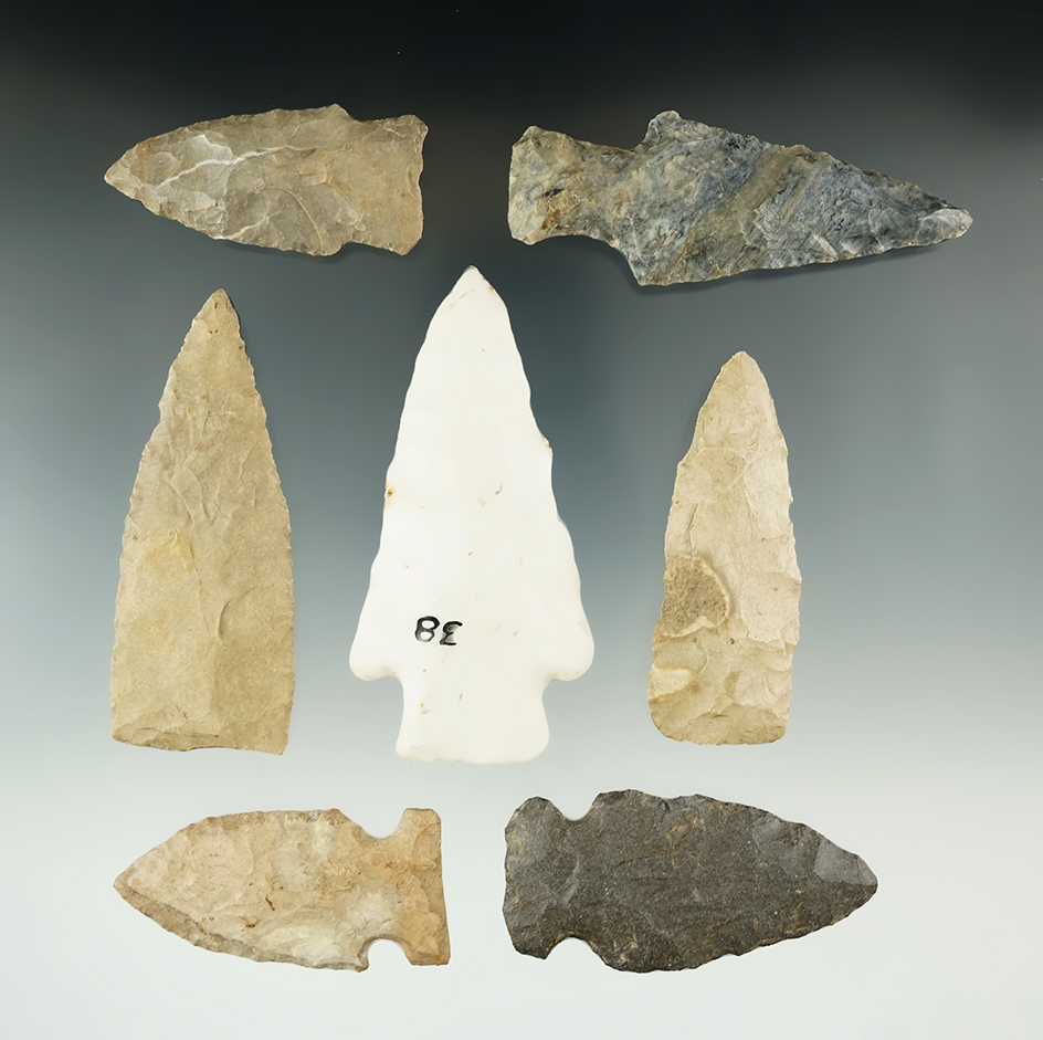 Nice group of seven assorted Midwest artifacts, largest is 3 3/16".