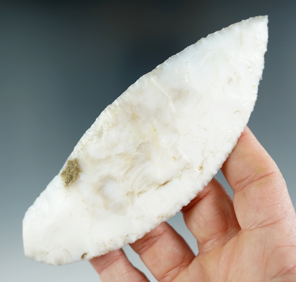 Extremely well made 5" Chalcedony Curved Blade found in Nevada, nice translucent material.