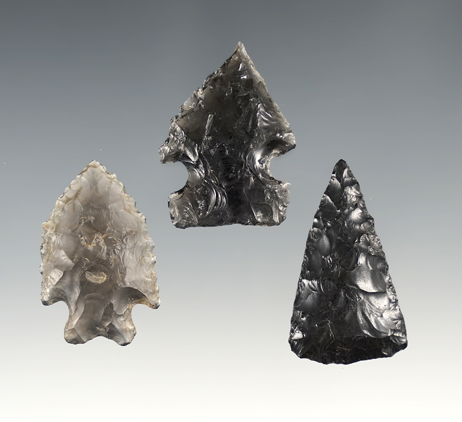 Set of 3 well made Obsidian points found in New Mexico. The largest is 1 1/2".