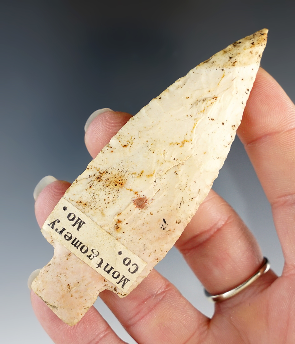 3 9/16" Stemmed Point, Montgomery Co., Missouri.