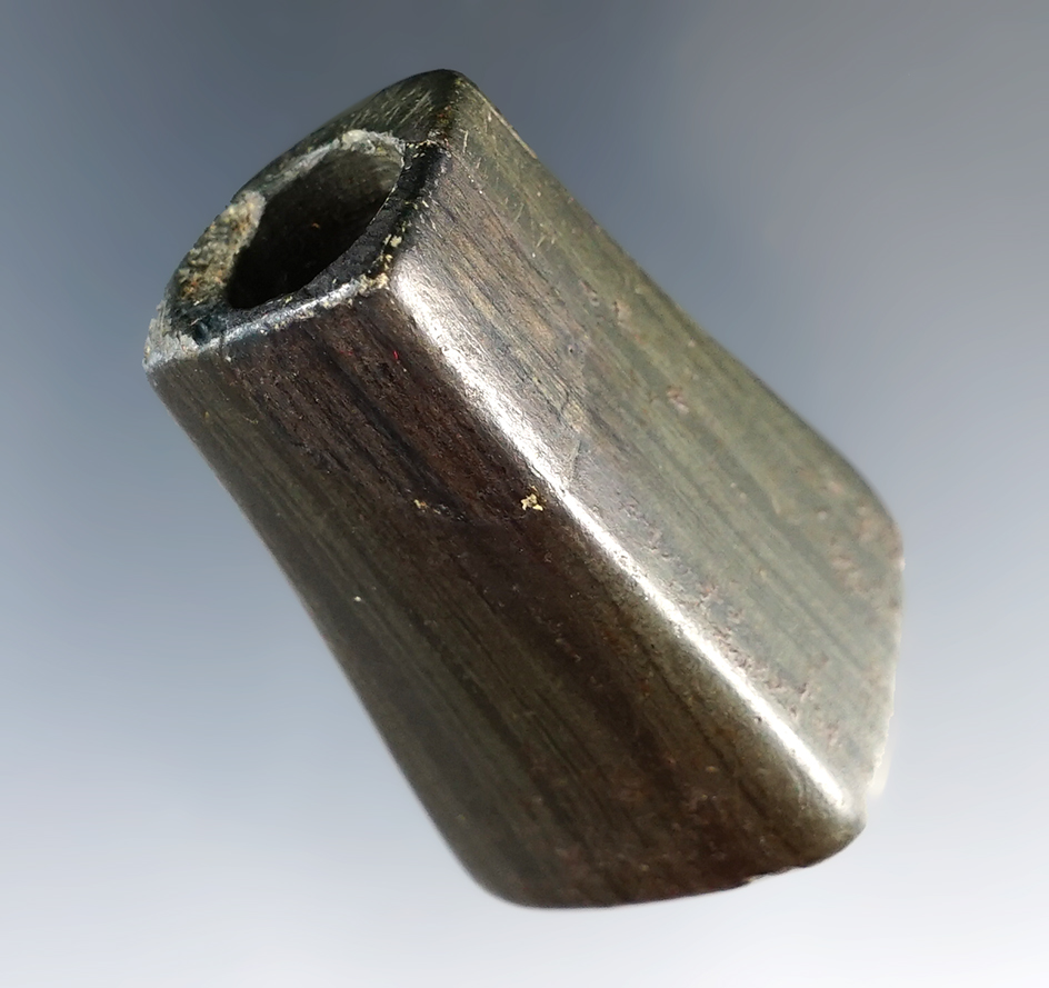 1 11/16" Hourglass Bannerstone, Ohio.