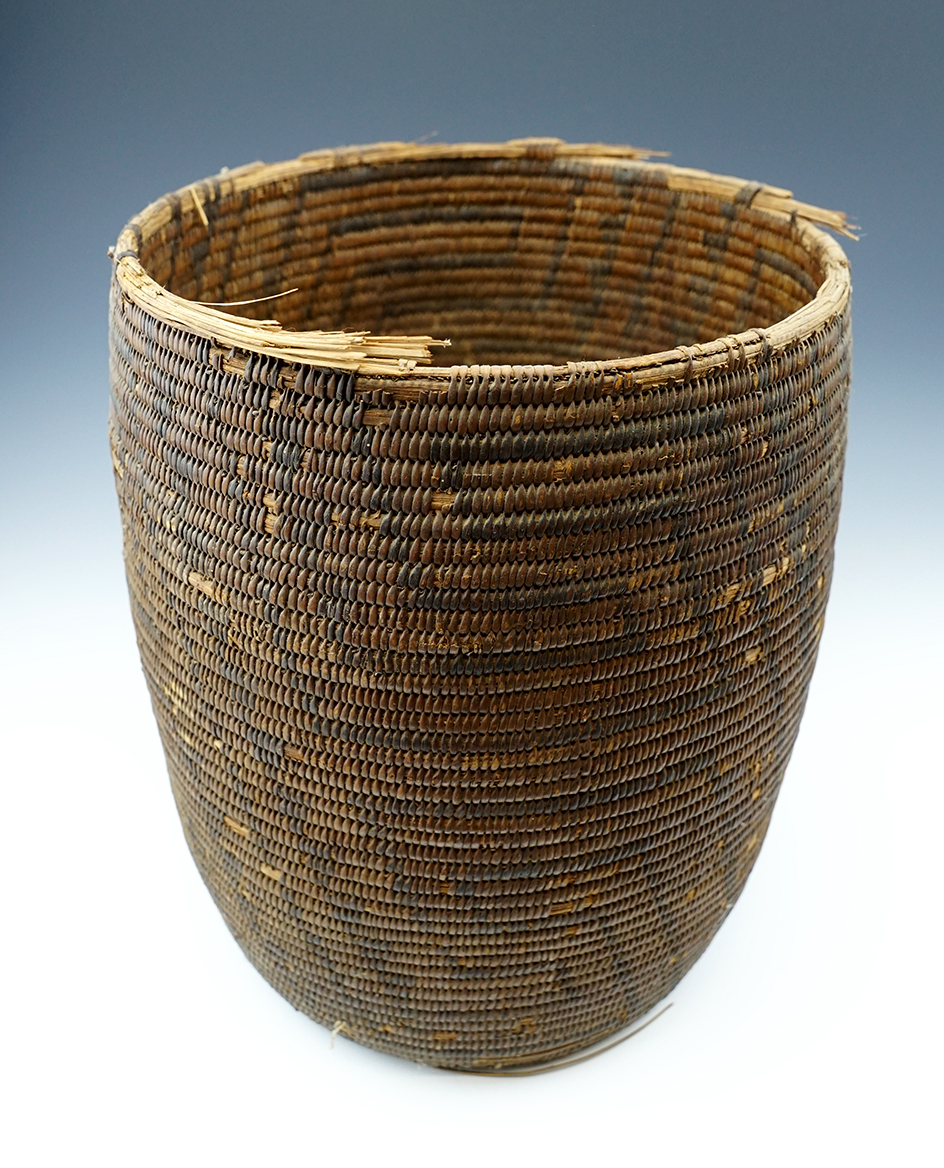 10" wide x 11 1/4" tall vintage Pima/Papago Utilitarian.