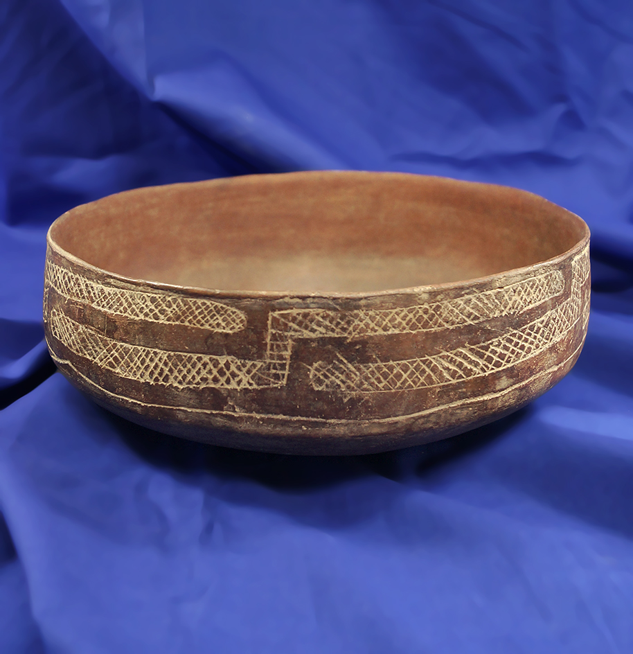 Large 9" wide restored Caddo friendship bowl found in Arkansas that makes a beautiful display item.