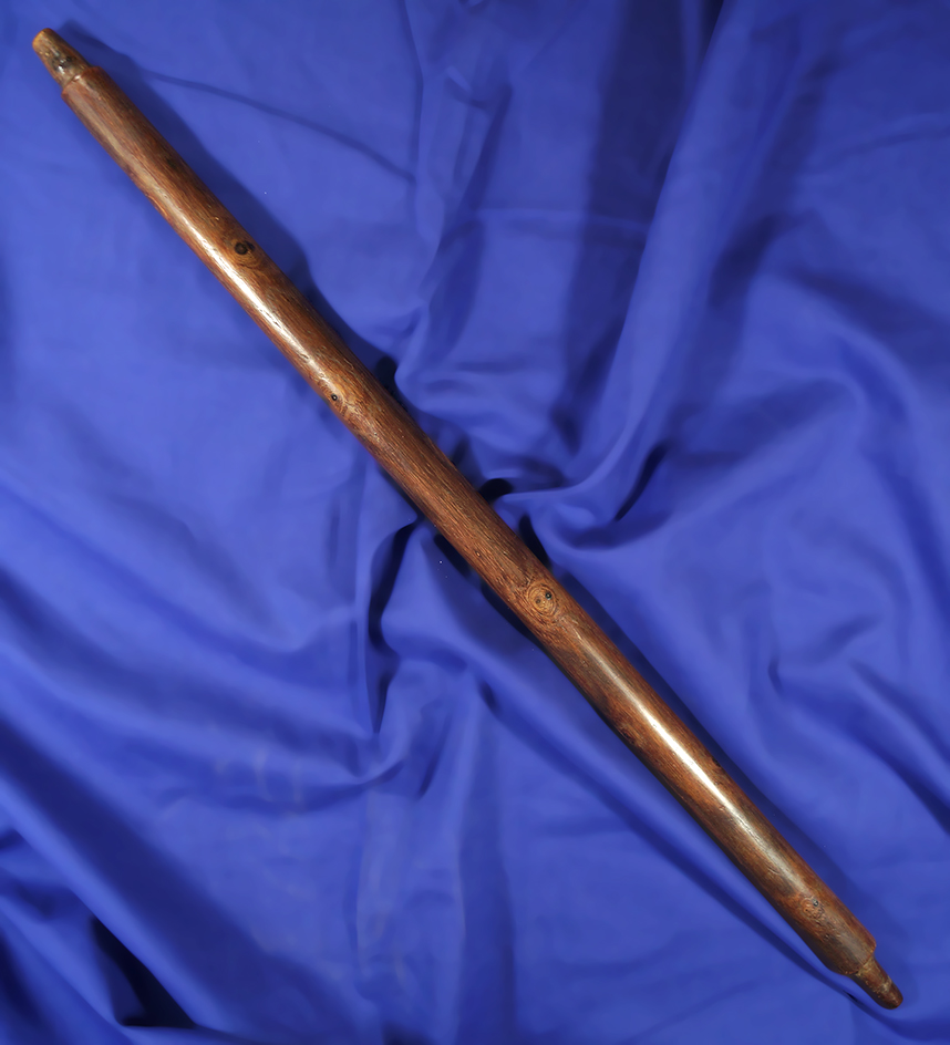 21" long original wood Plains Pipe Stem in excellent condition with nice patina that is well patinat