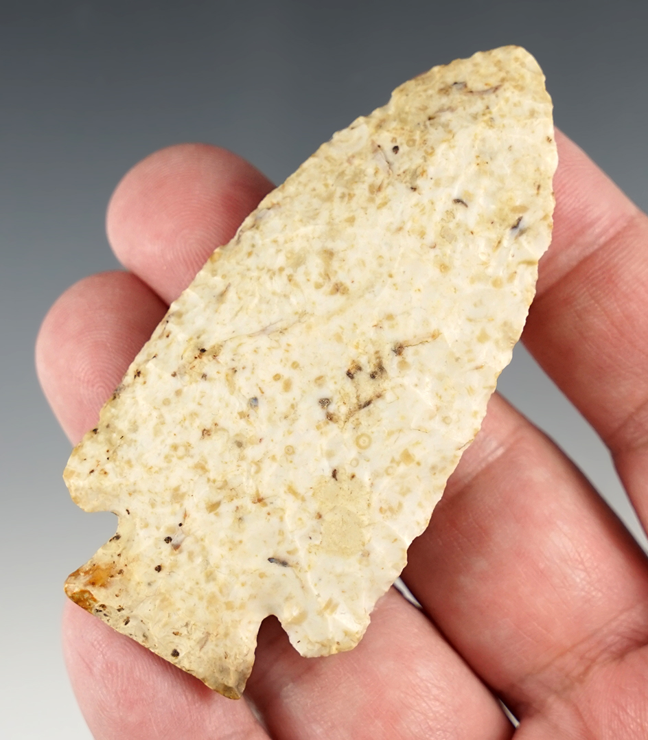 Finely made 3" Hardin found in Springfield, Illinois. Nice ancient grinding to the base.