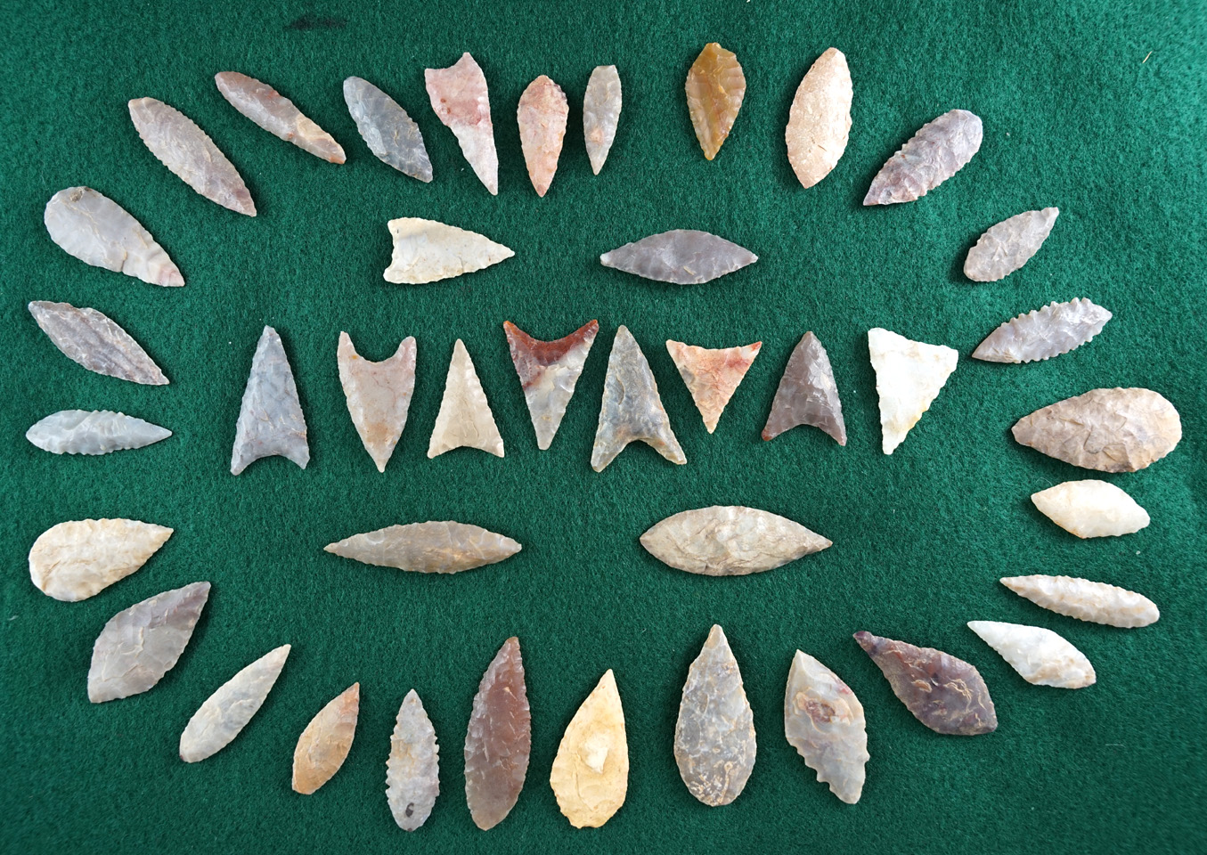 Large group of African Neolithic Arrowheads found in the northern Sahara Desert region.