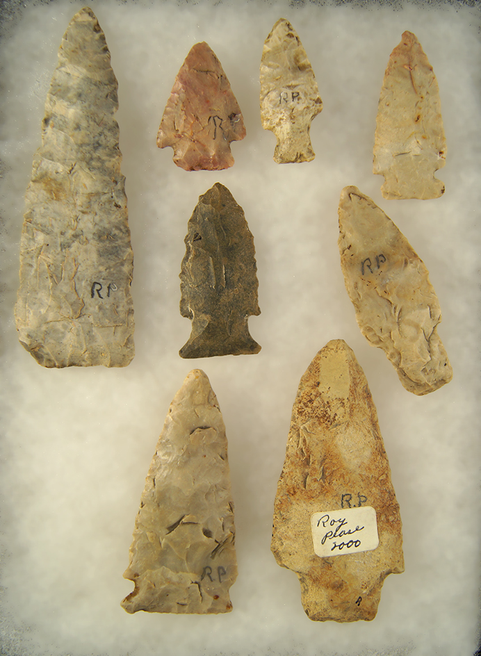 Set of 8 Assorted Arrowheads found in Darke Co., Ohio. Largest is 4 3/16". Ex. Roy Pease.