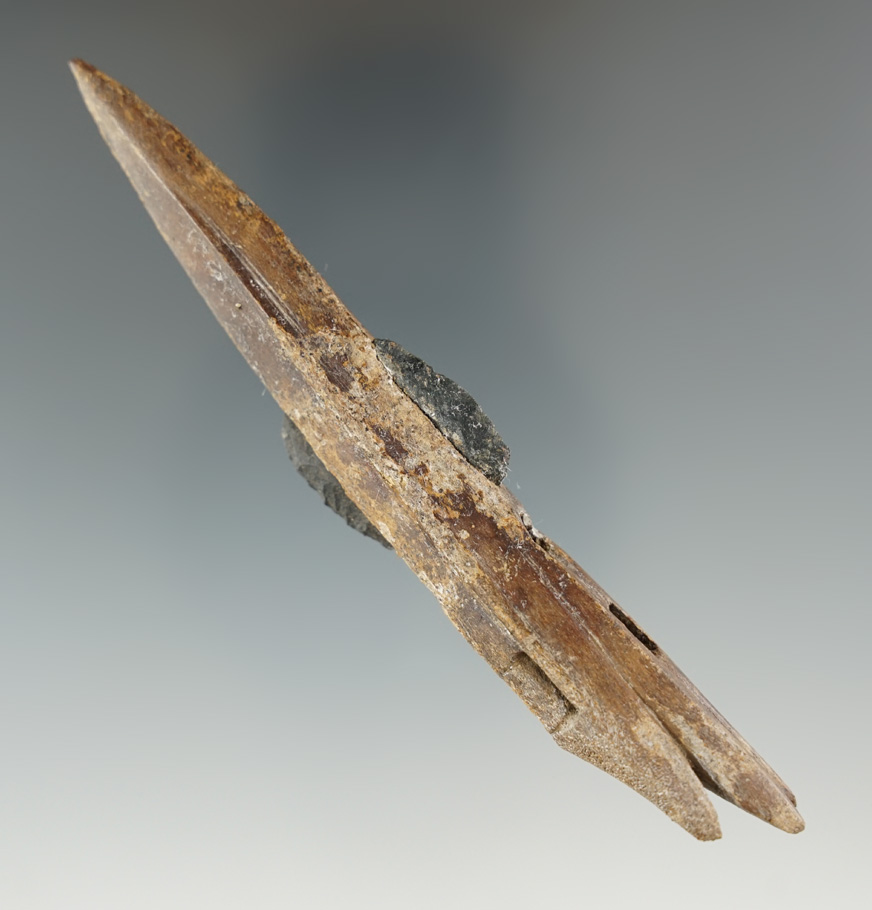 Well made 4 5/8" Inuit Harpoon Toggle with chipped flint side inserts found in Alaska.