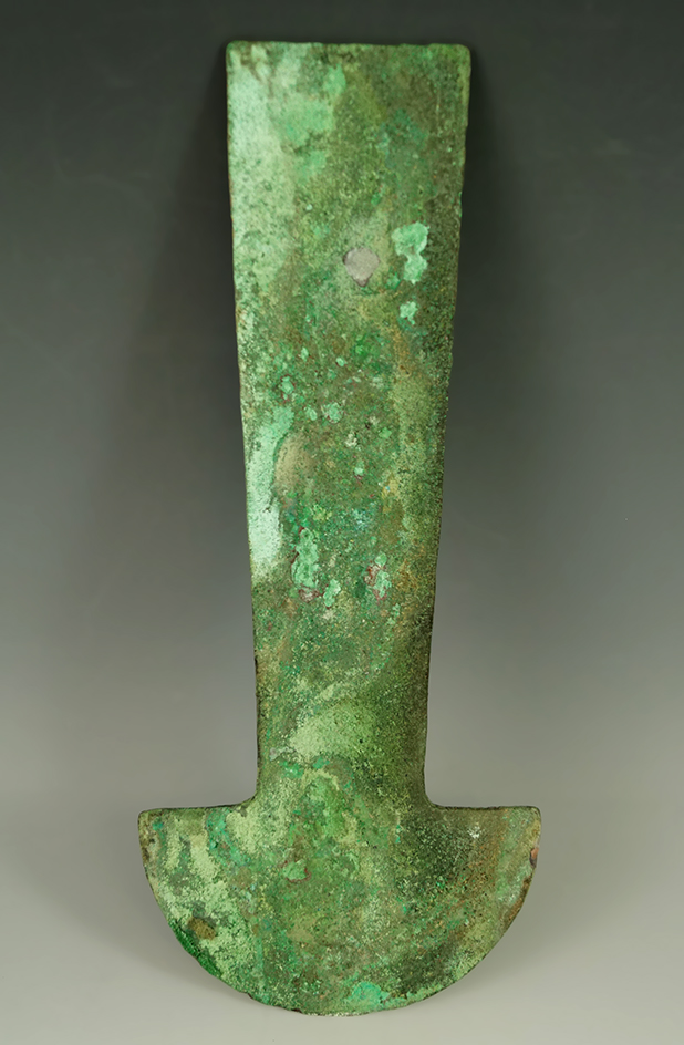 Very large 10 5/8" copper Chimu Tumi in excellent condition with good age on surface.