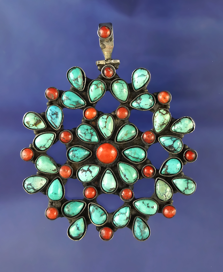 Beautiful southwestern cluster pendant from Arizona.