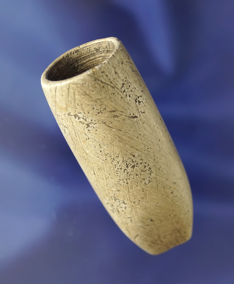 2 3/4" Pipestone Pipe found in Licking Co., Ohio that is very nicely styled in good condition.