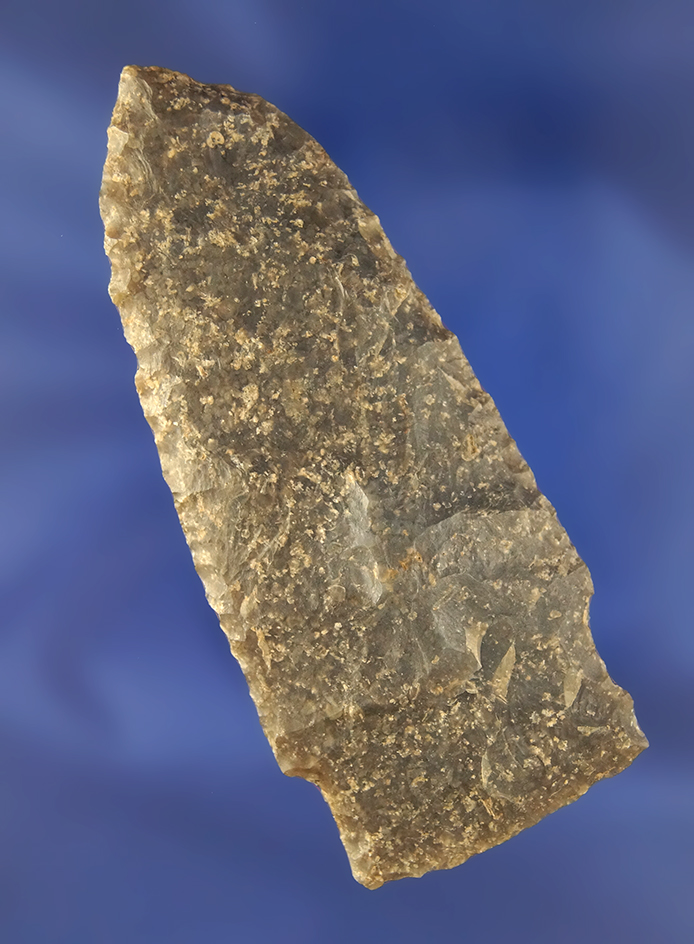 3 3/8" Scottsbluff made from Knife River Flint found in Lincoln Co., Missouri. Ex. Davis.