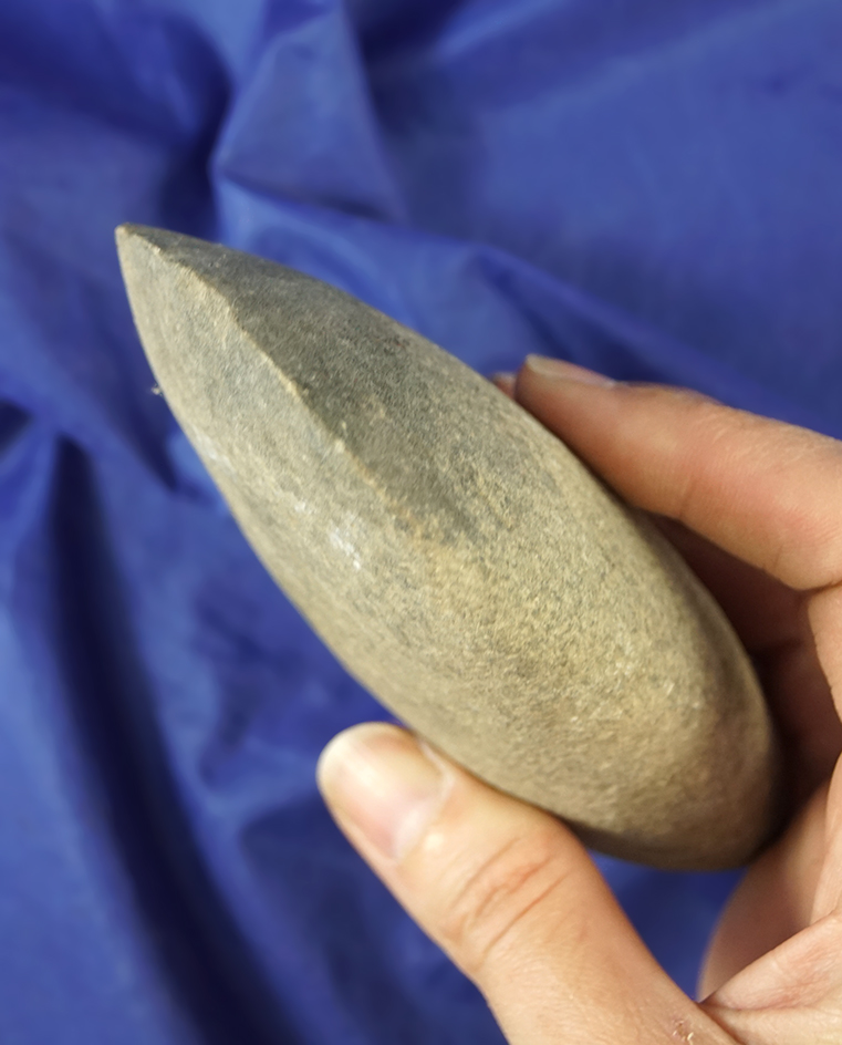 5 1/4" full grooved Axe in nice condition found in Ohio.