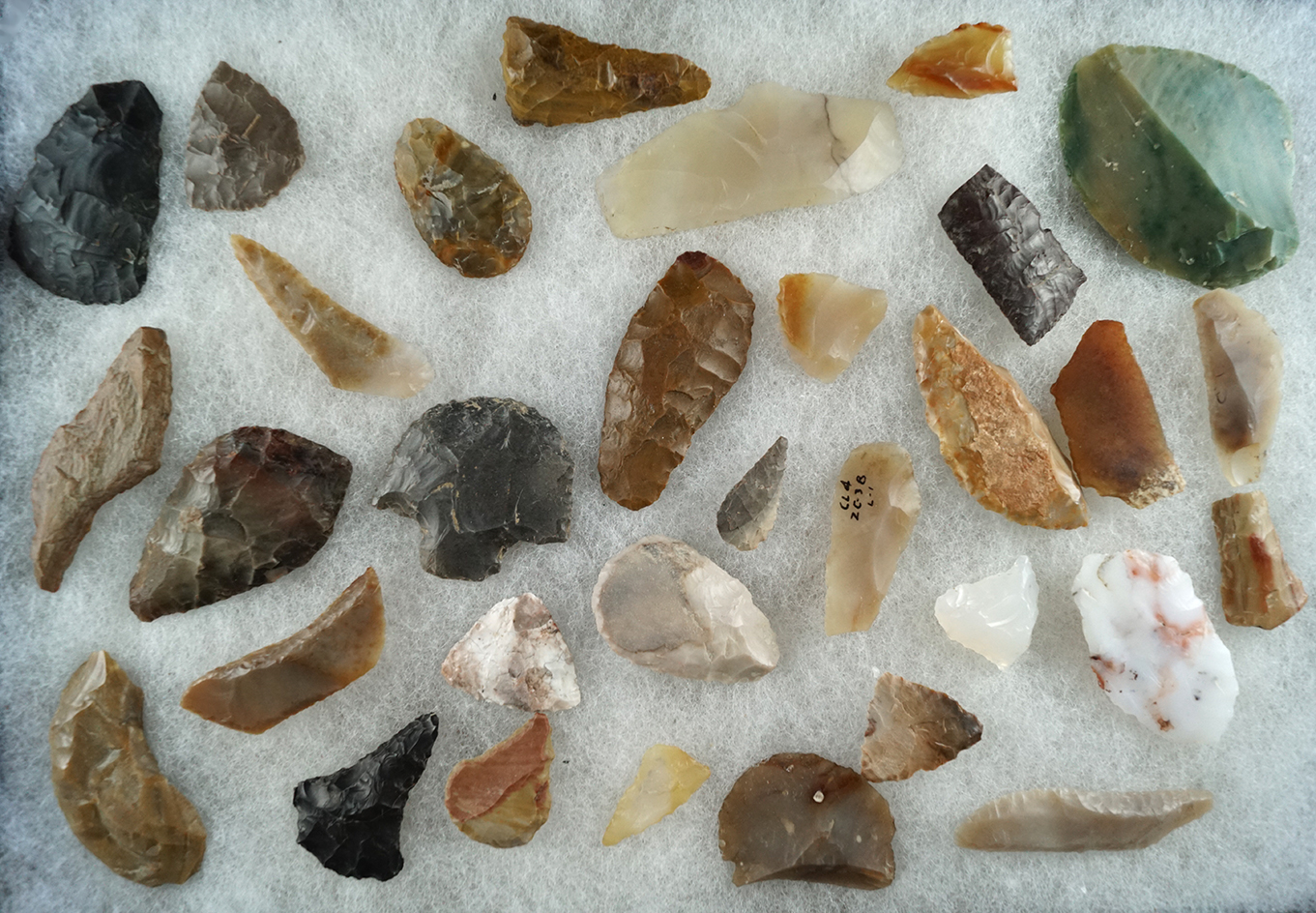 Large group of assorted flaked tools found near the Columbia River. Largest is 2 3/8".