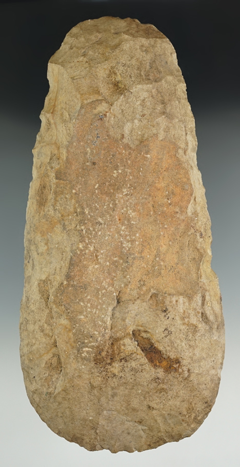 Well styled large 9 3/4" Flint Spade found in Illinois.