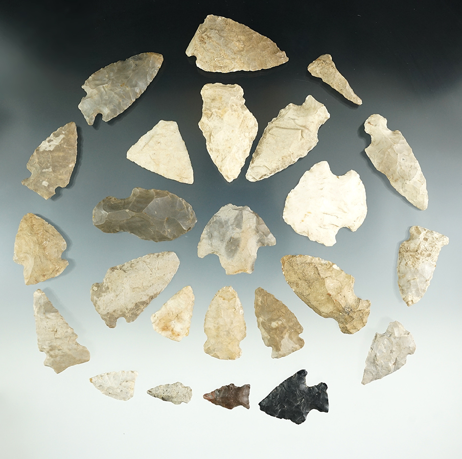 Group of 25 assorted points found in Lenawee Co., Michigan near Horseshoe Lake.