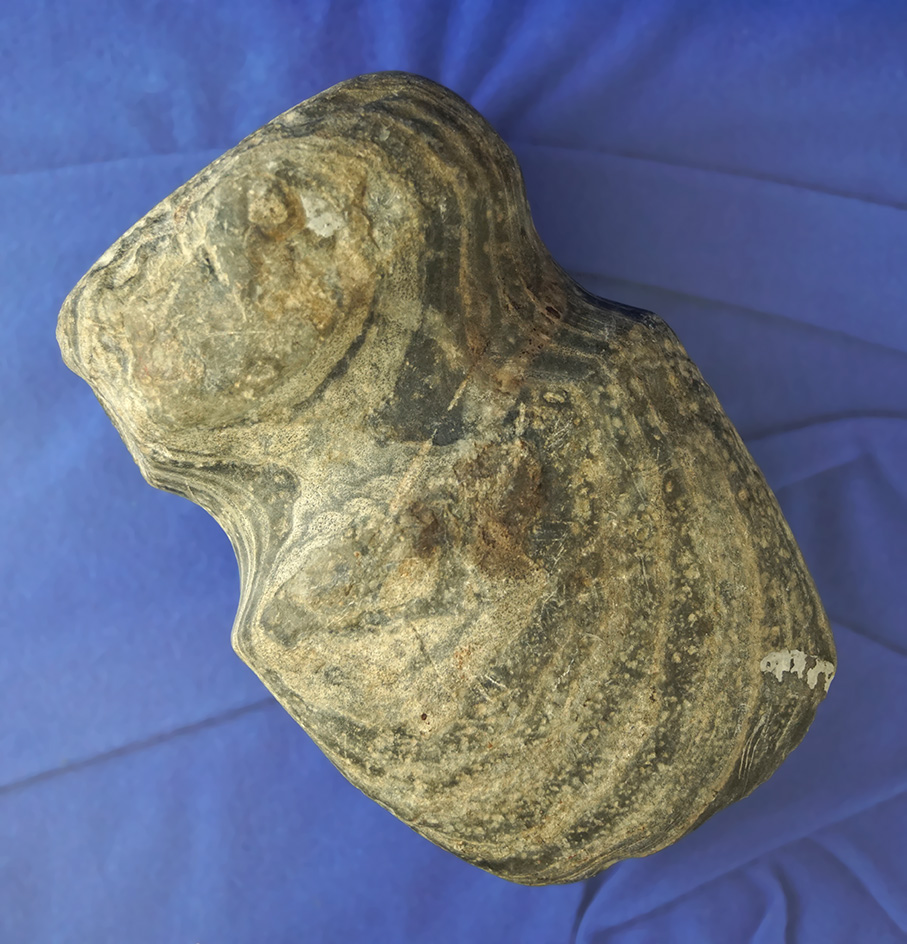 4 15/16" full grooved slate Axe found in Ohio. There is a little gray paint that spilled on one side