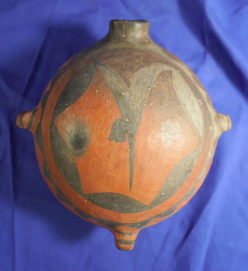 8 1/4" wide nicely crafted vintage pottery  canteen, Rio Grande River, New Mexico.