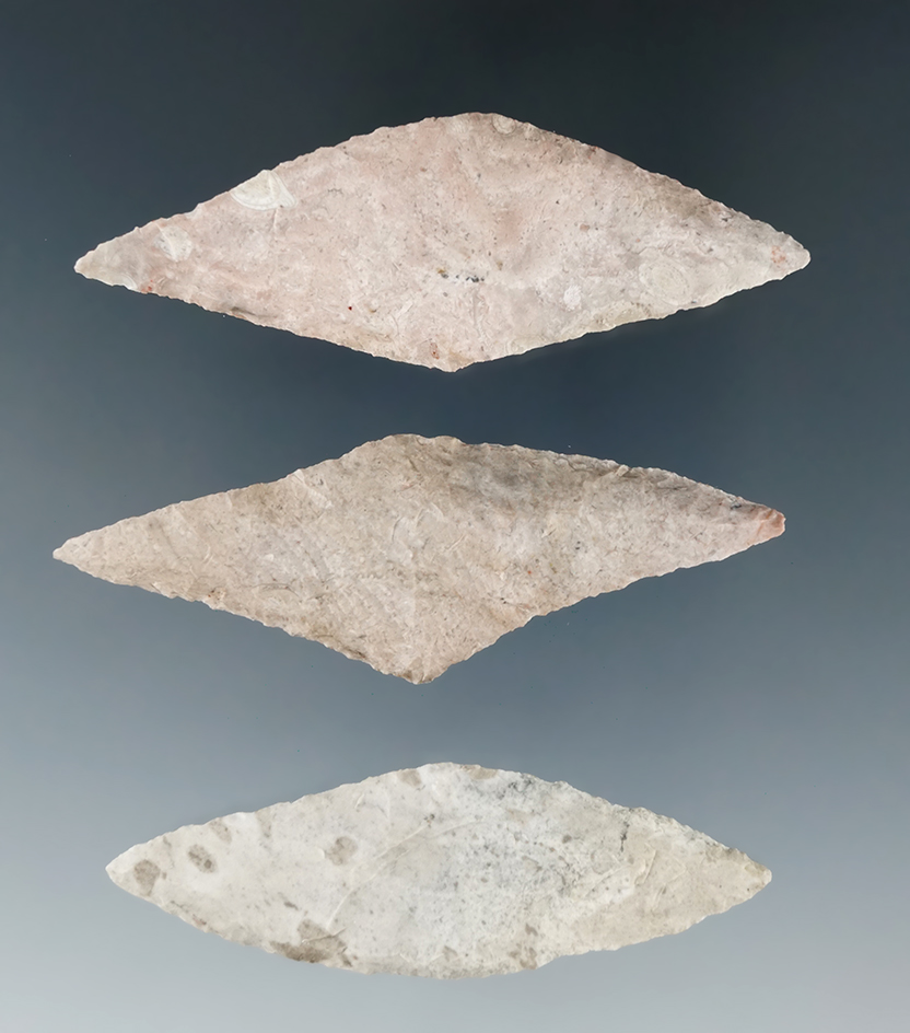 Set of 3 nicely made Harahey knives found in Kansas, largest is 2 5/8".