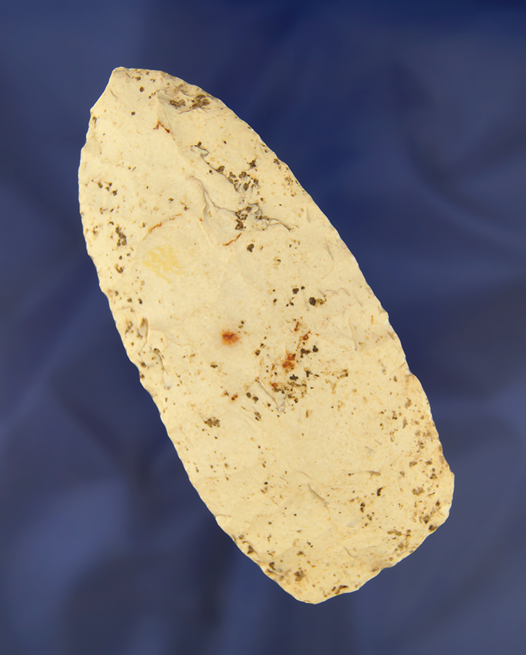 4 11/16" Flint Blade found in Illinois.