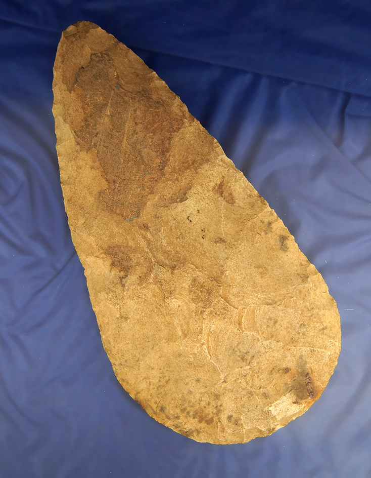 Large 8 7/8" Spade found in Kentucky that is pictured in Who's Who #9, page 88