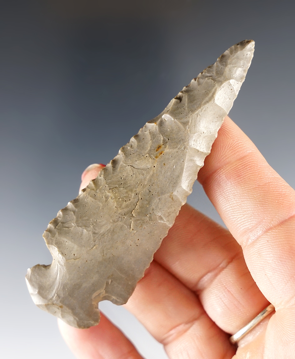 Nicely beveled 3 5/16" Illinois Dovetail with good ancient grinding to the base.