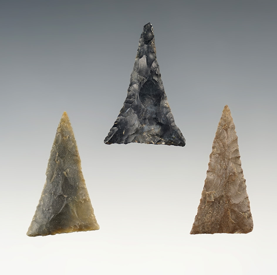 Set of 3 well made Triangle points - Kentucky/Tennessee area. The largest is 1 5/8".