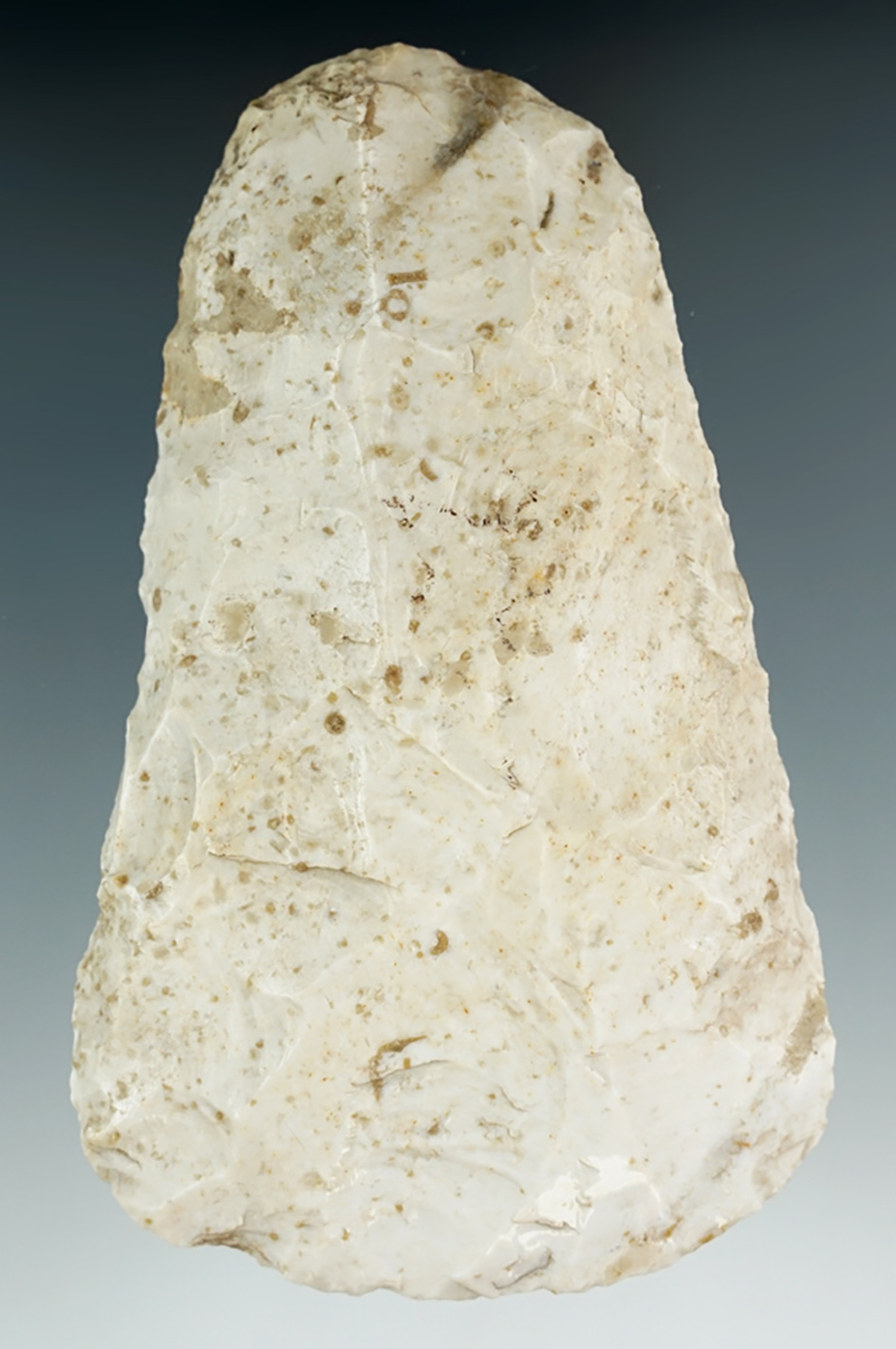 Exceptional use polish on this 5 3/16" long Flint Hoe found in Illinois.