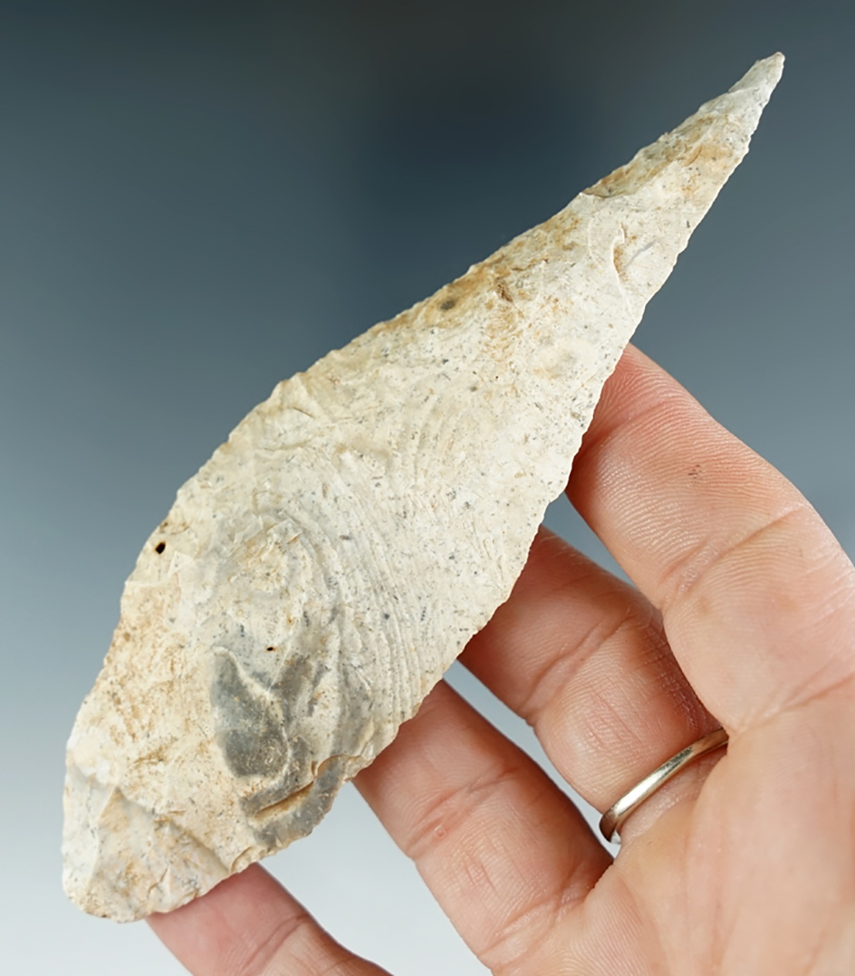 4 11/16" Harahey Knife made from beautiful swirled Florence Chert found in Oklahoma.