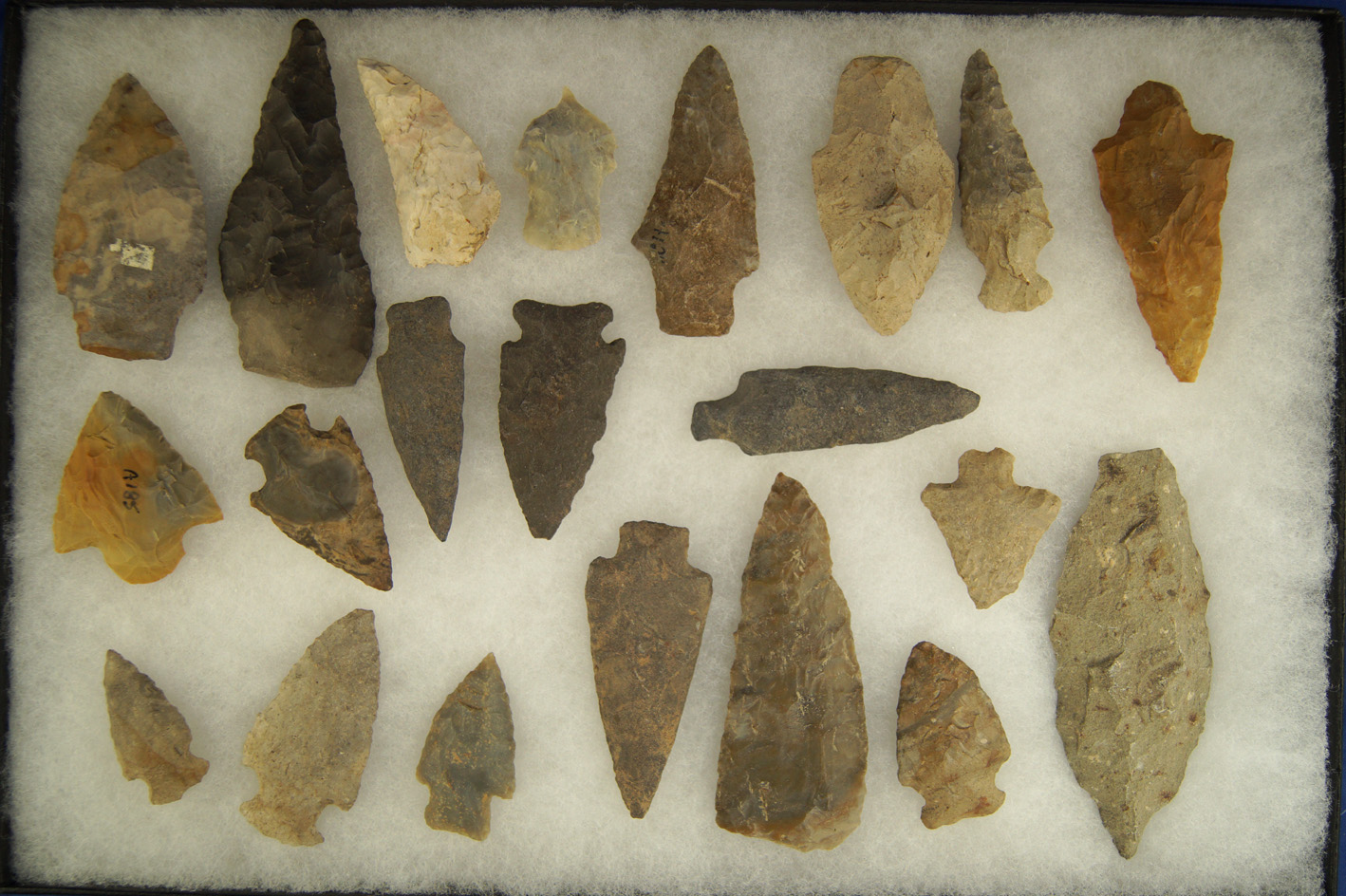 Group of 21 Assorted Michigan Arrowheads and Knives, largest is 3 1/2".