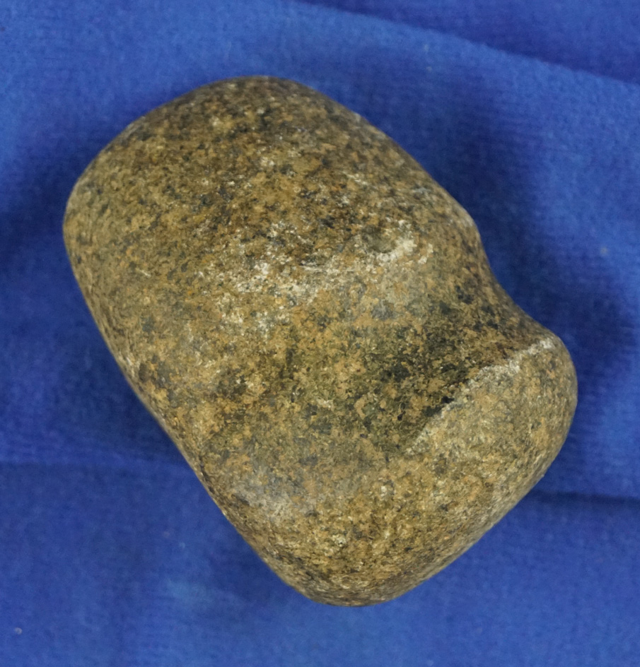 2 5/8" classic style 3/4 grooved Hammerstone found in Ohio.