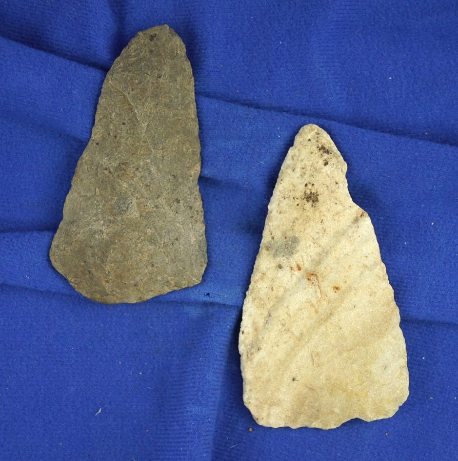 Pair of large Virginia Blades, largest is 3 3/4".