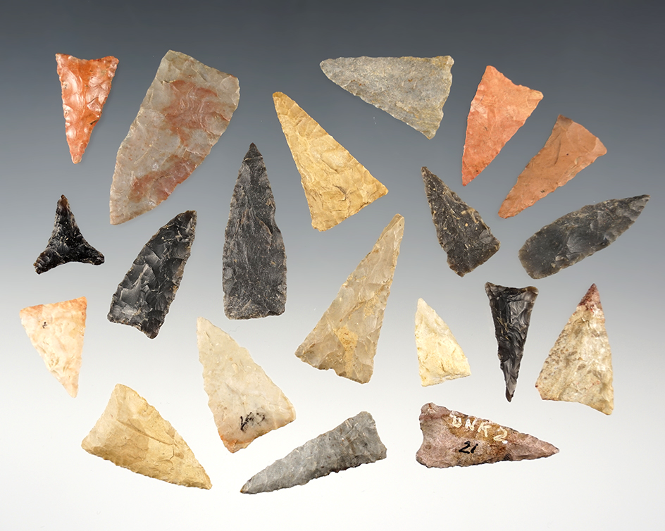 Set of 20 Triangular points found in the Kentucky & Tennessee area. The largest is 1 3/4".