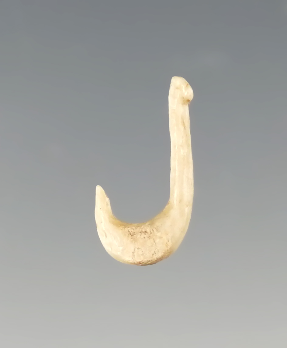 9/16" Bone Fish Hook in excellent condition. Found in the Midwestern U.S.