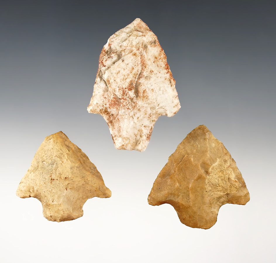 Set of 3 Southern Georgia Abbey points. The largest is 2 1/2".