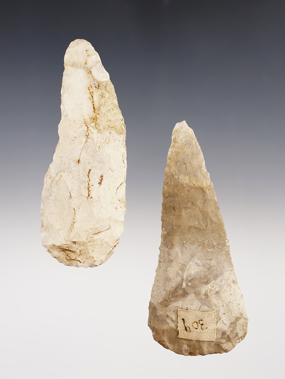 Pair of nice Illinois Knives. The largest is 4".