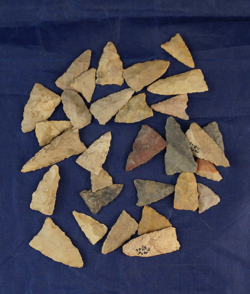 Set of 30 assorted Triangle Points, largest is 1 9/16" found in Greenup Co., Kentucky