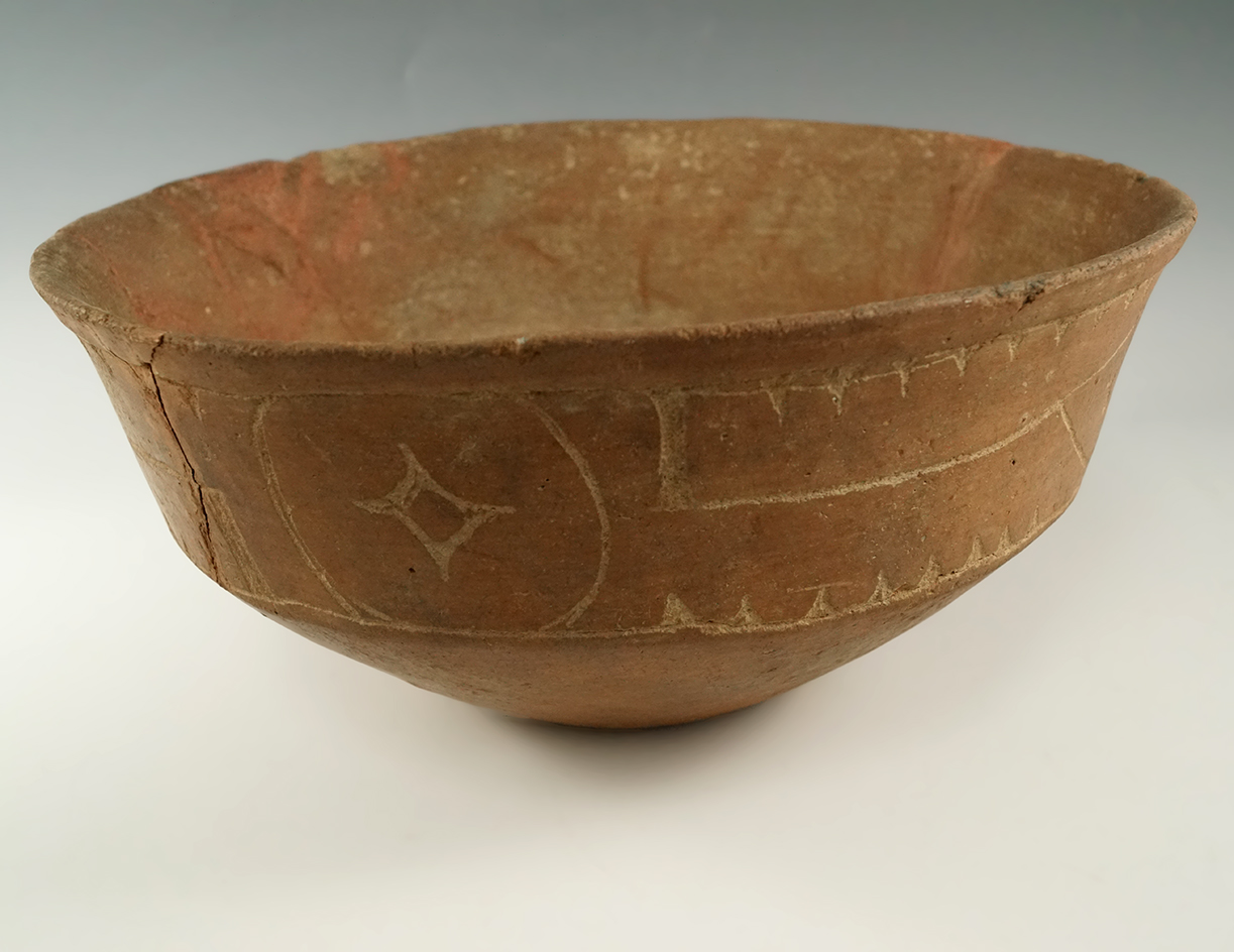 Large 11 1/8" wide by 5" tall Ripley Engraved Bowl (E. Texas) with nice exterior design.