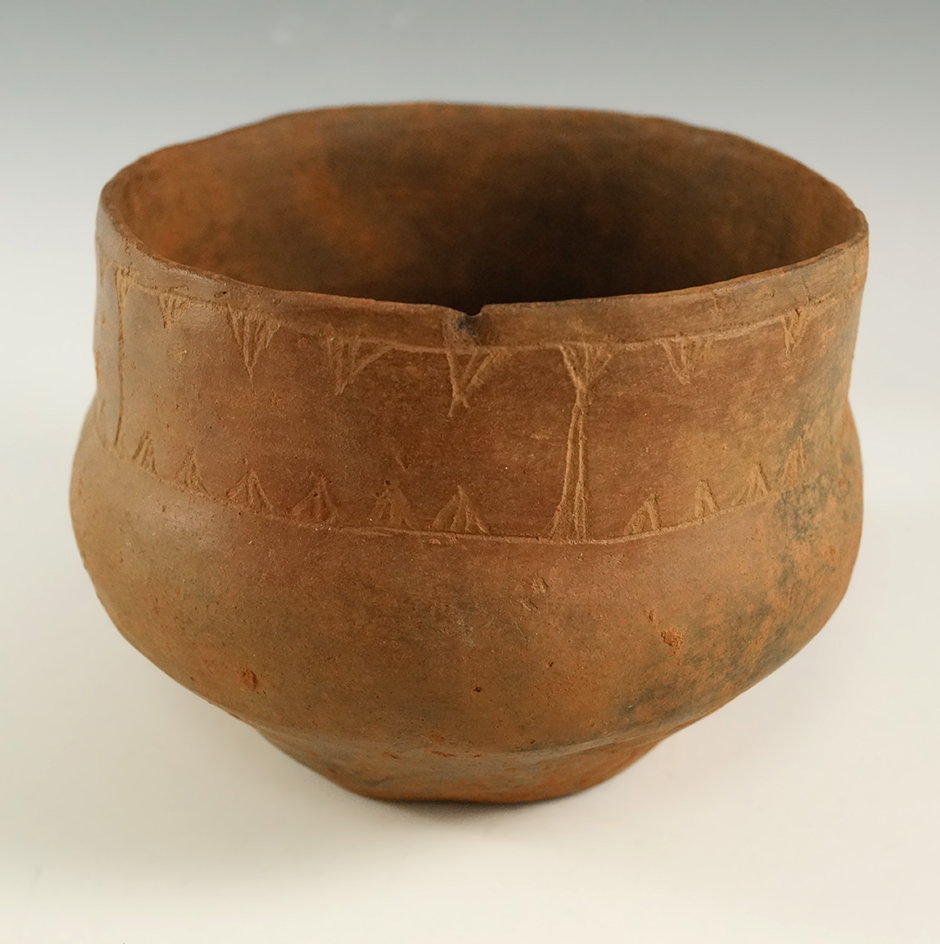 Very nice 5 3/4" wide by 4" tall Patton Engraved Jar (E. Texas) One pressure crack, no restoration.