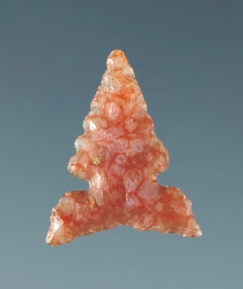 Delicately flaked 9/16"  Desert Delta made from beautiful semi translucent material. California.