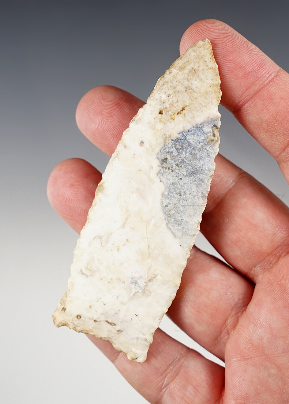 3 11/16" Holland made from Avon Chert. Found in Astoria, Fulton Co., Illinois. Ex. Ralph Bowser. 