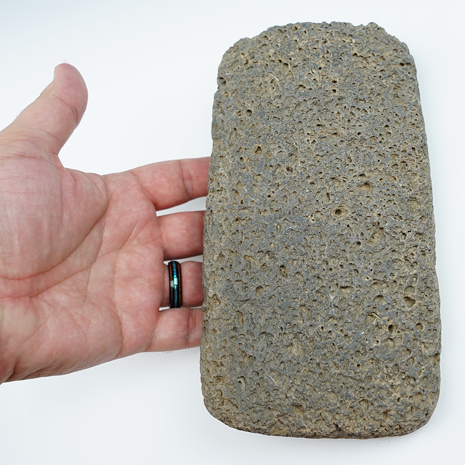 Very nicely shaped 7 7/8" by 4 1/8" lava stone mano found in New Mexico. Excellent example.