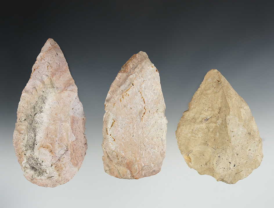 Set of three Flint Blades found in Florida in 1939 and 1941. 3 come with original collector cards.