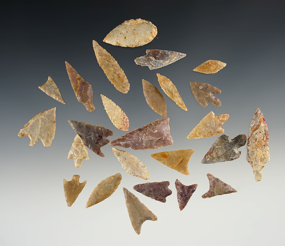 Set of 25 assorted African Neolithic arrowheads found in Africa. Largest is 1 5/8".